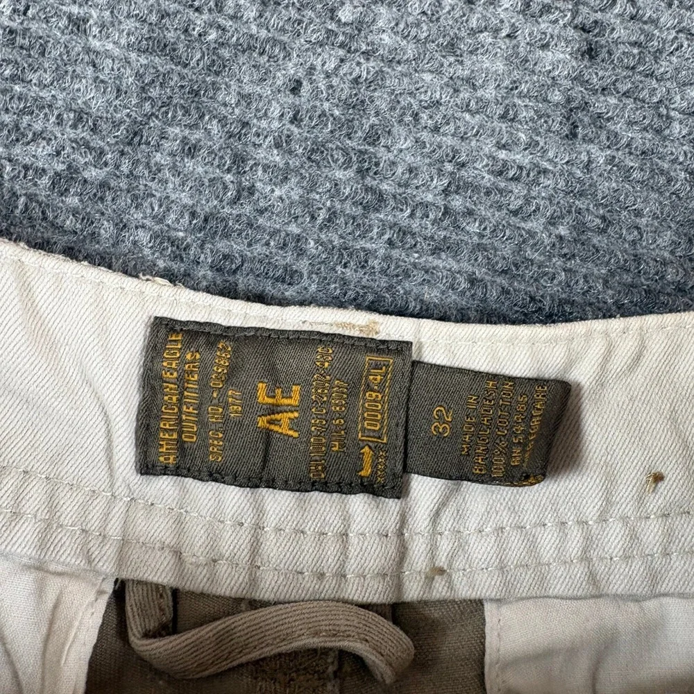 American Eagle Outfitters Mens Khaki Military Chino Shorts Size 32 Tan 0009-4L